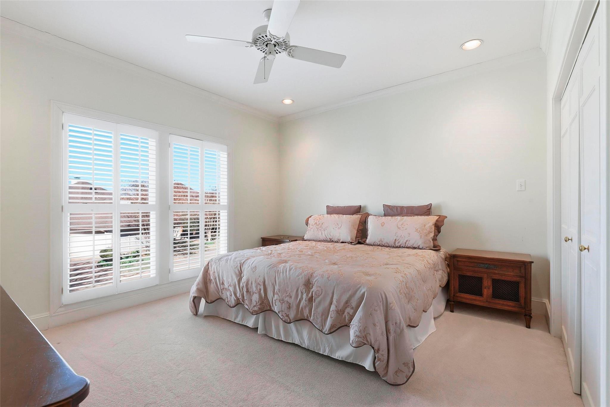 River Bend Dr, Benbrook, TX 76132