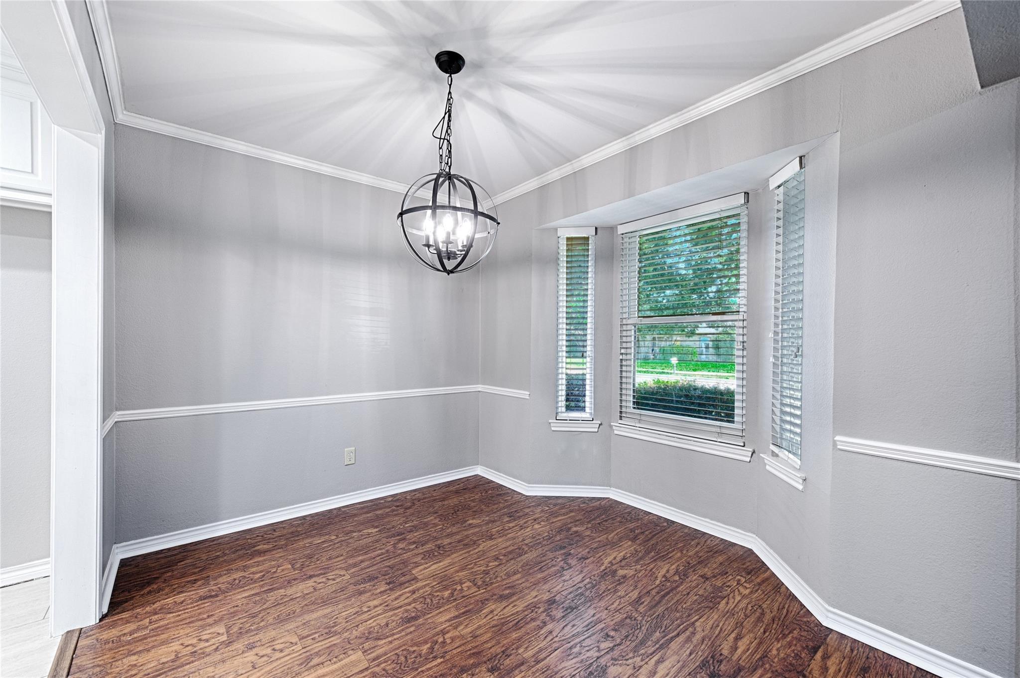 Brookfield Dr, Garland, TX 75040
