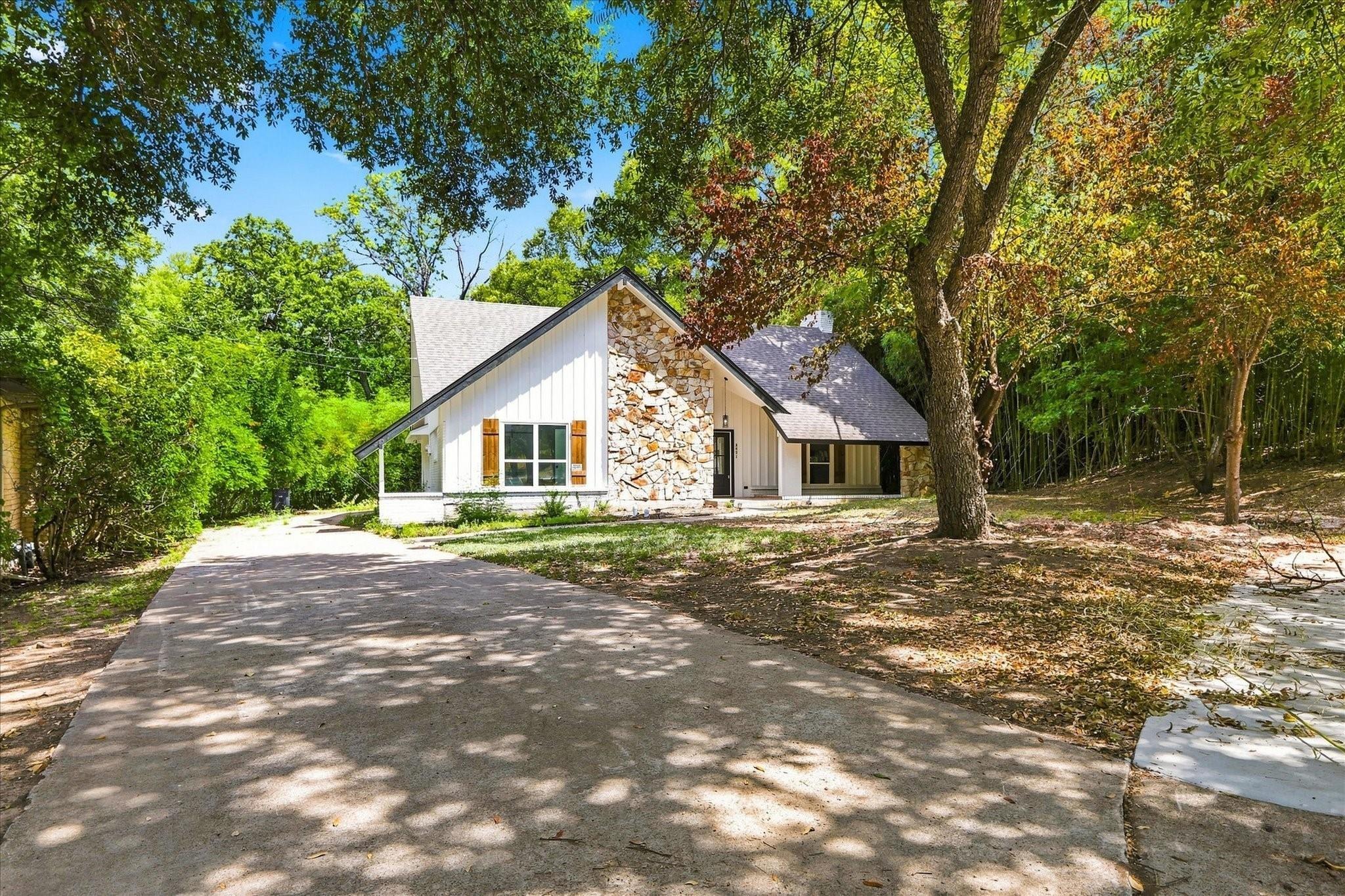 Deep Hill Cir, Dallas, TX 75233