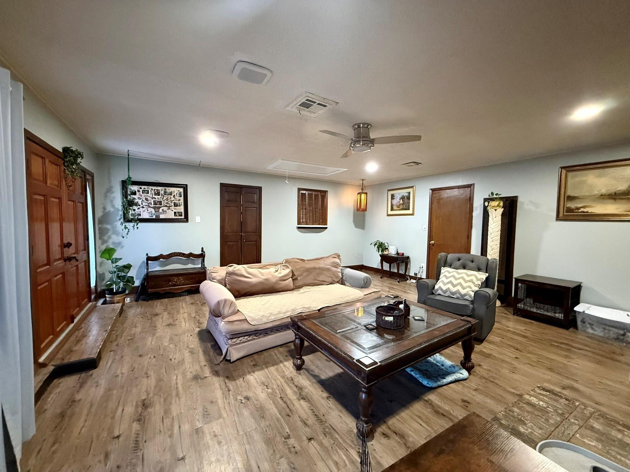 Brent St, Bossier City, LA 71112