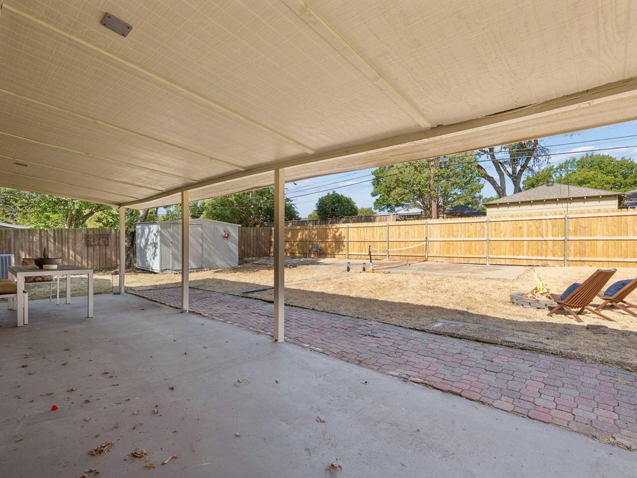 Ash Creek Dr, Dallas, TX 75228
