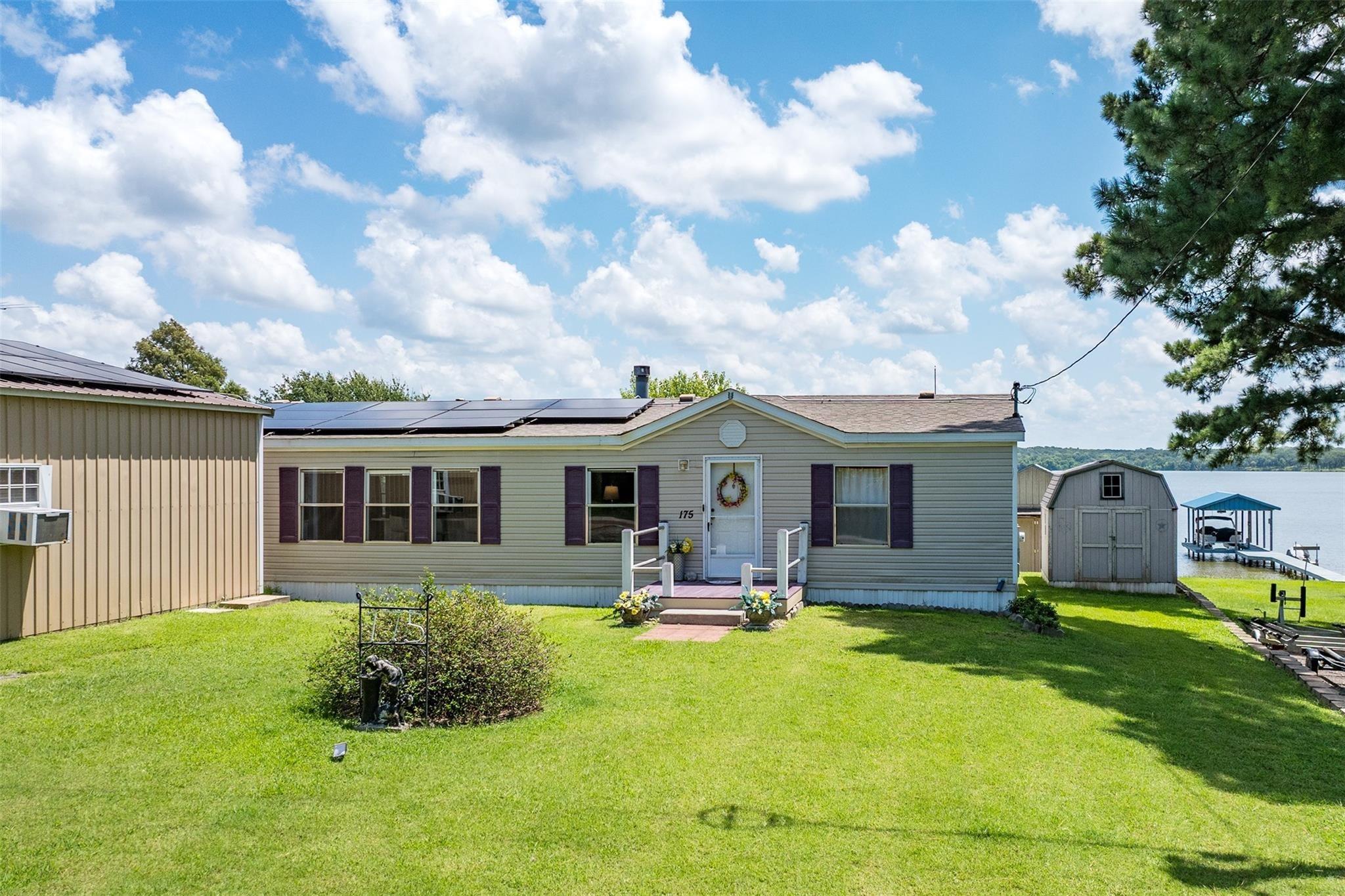 Kings Row, Malakoff, TX 75148