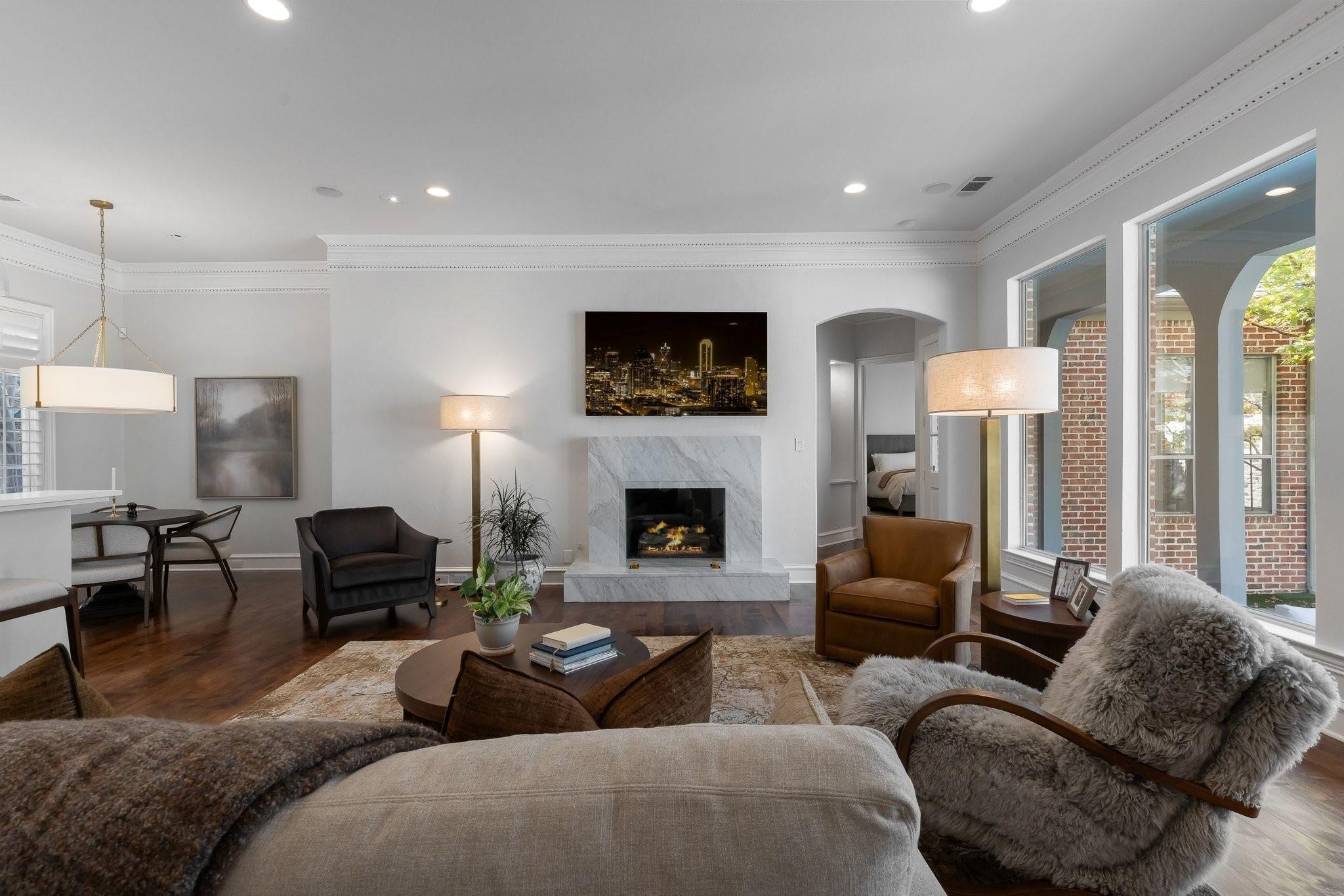 Prestwick Ln, Dallas, TX 75252