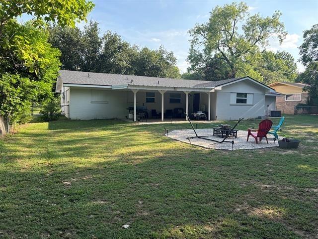 Ravenwood Dr, Athens, TX 75751