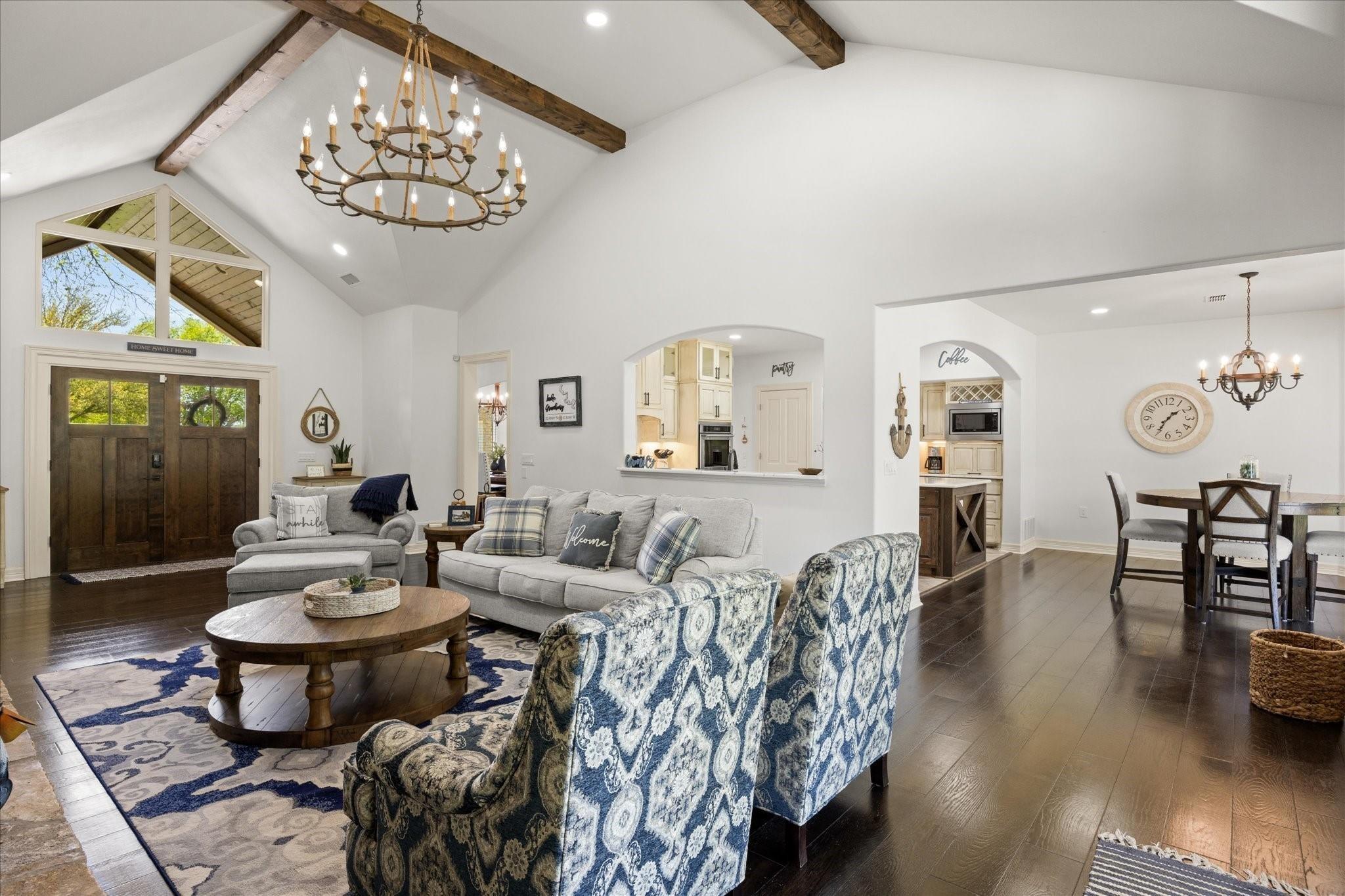E Baja Ct, Granbury, TX 76048