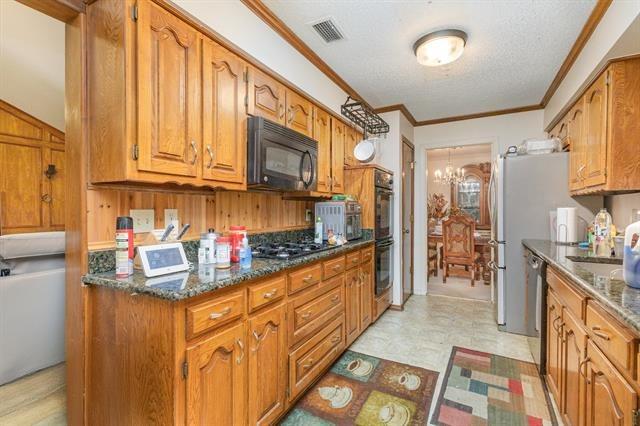 Edgemere Ct, Garland, TX 75043