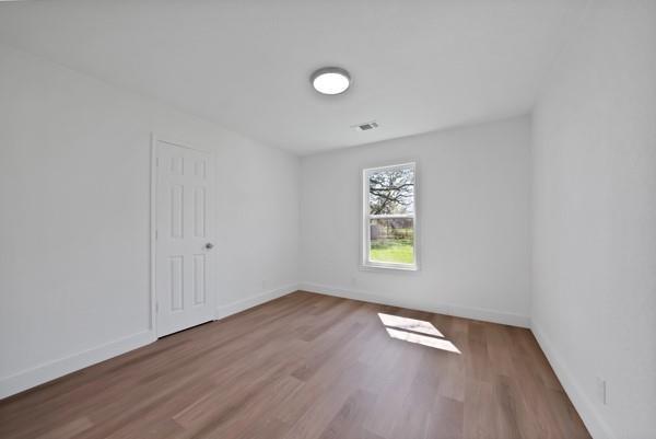 Maple Ave, Greenville, TX 75402