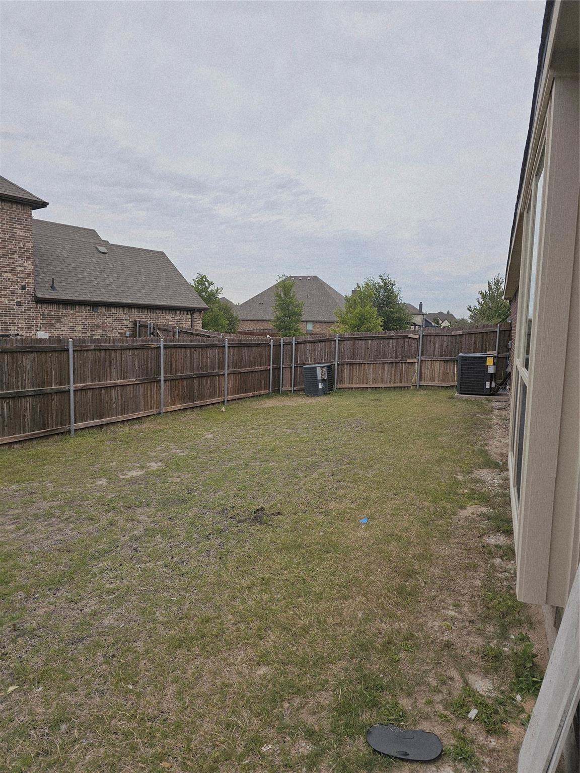 Pierce St, Waxahachie, TX 75165