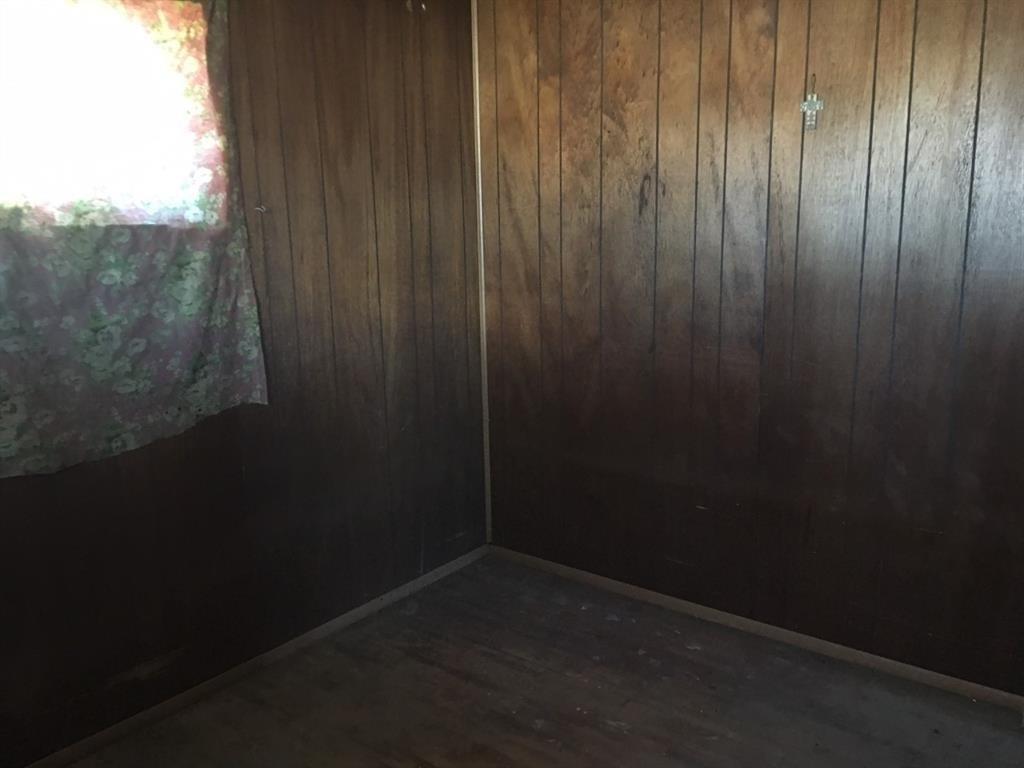 W 6th St, Coleman, TX 76834