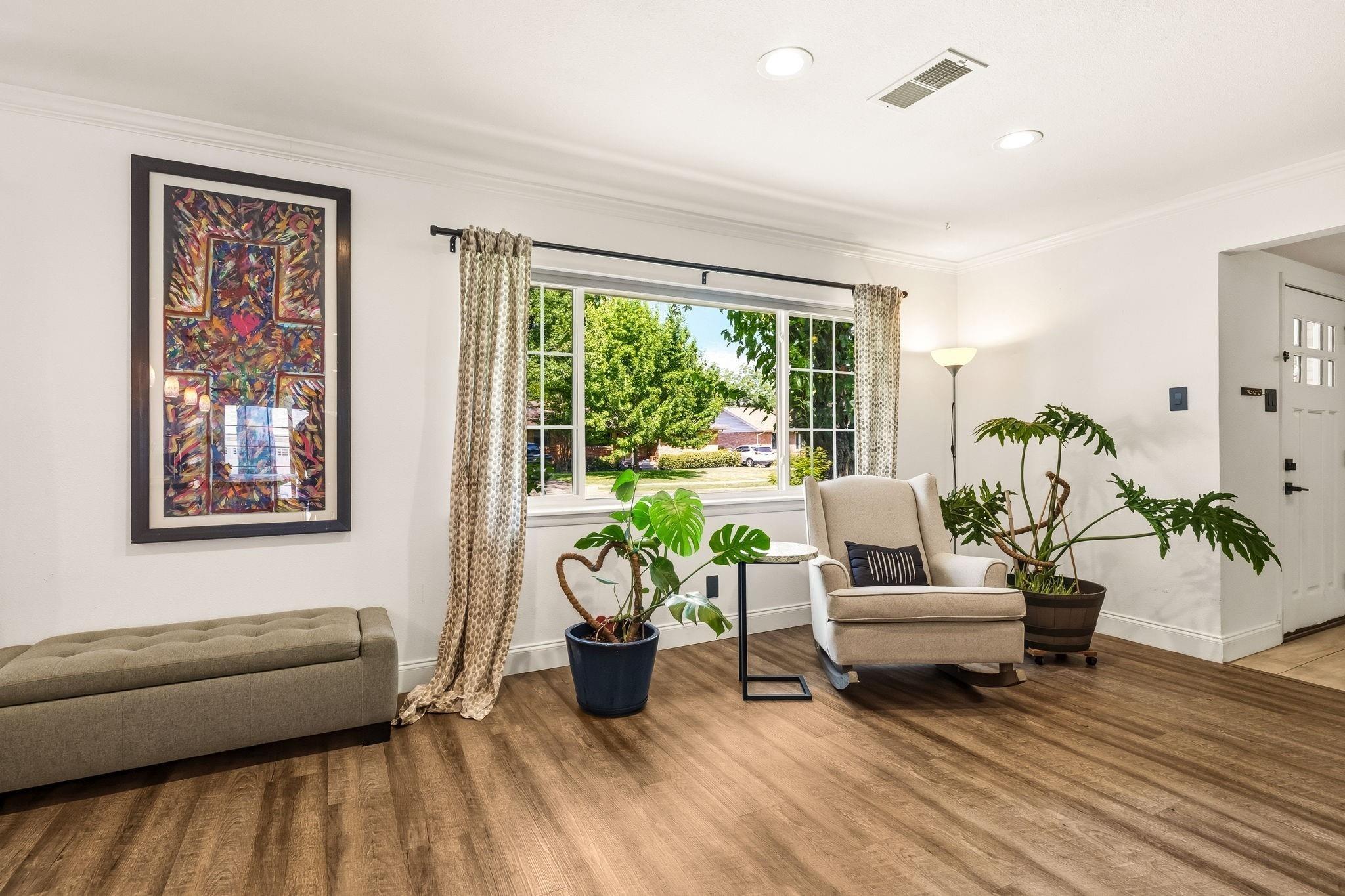 Leaside Dr, Dallas, TX 75238