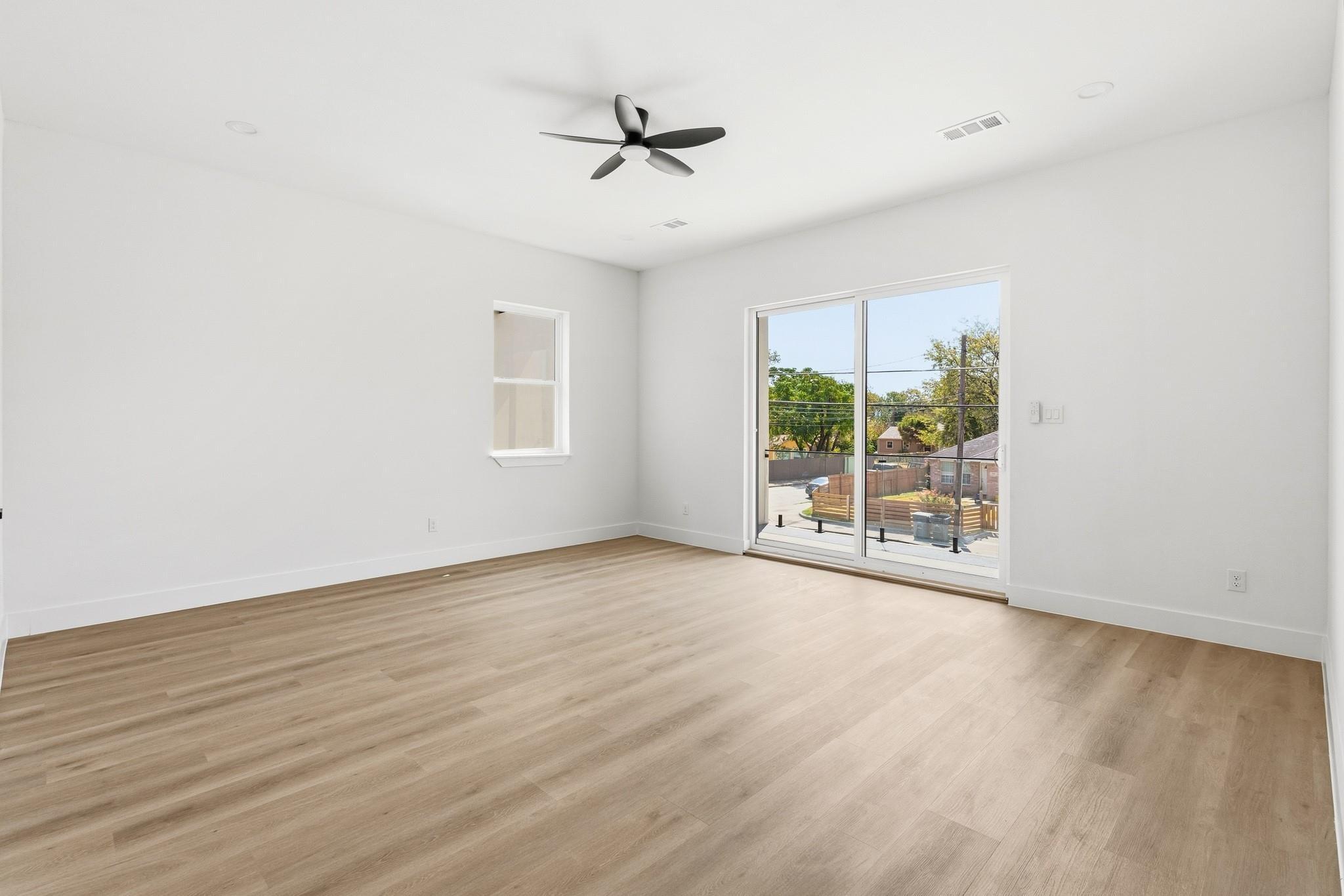 Dennison St, Dallas, TX 75212