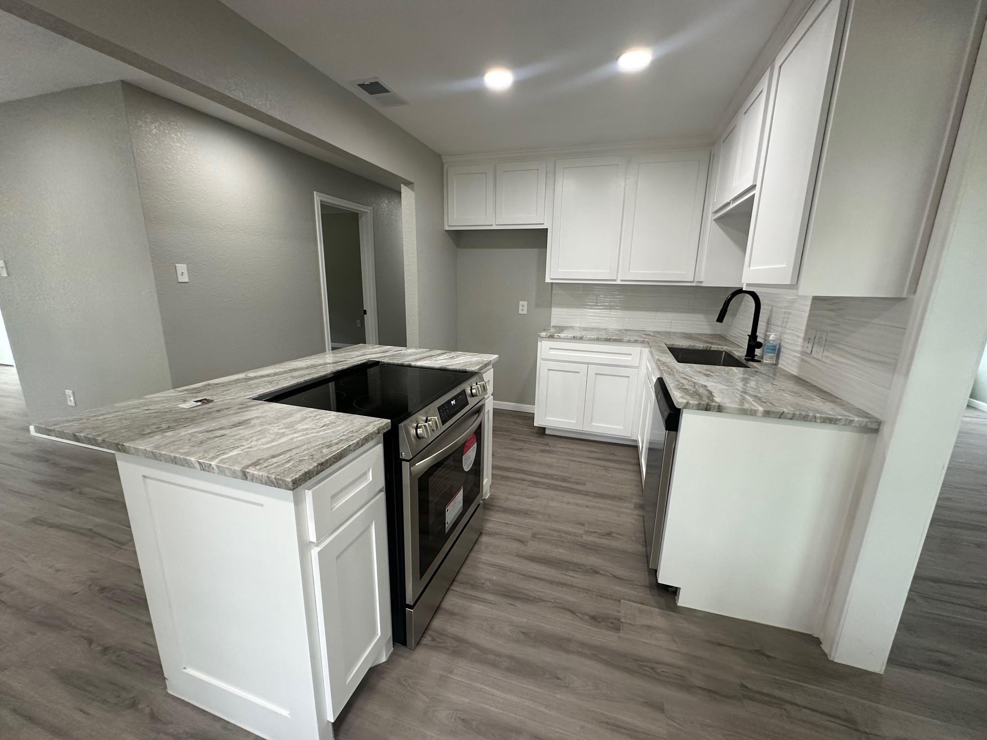 Windsor Ave, Waco, TX 76708