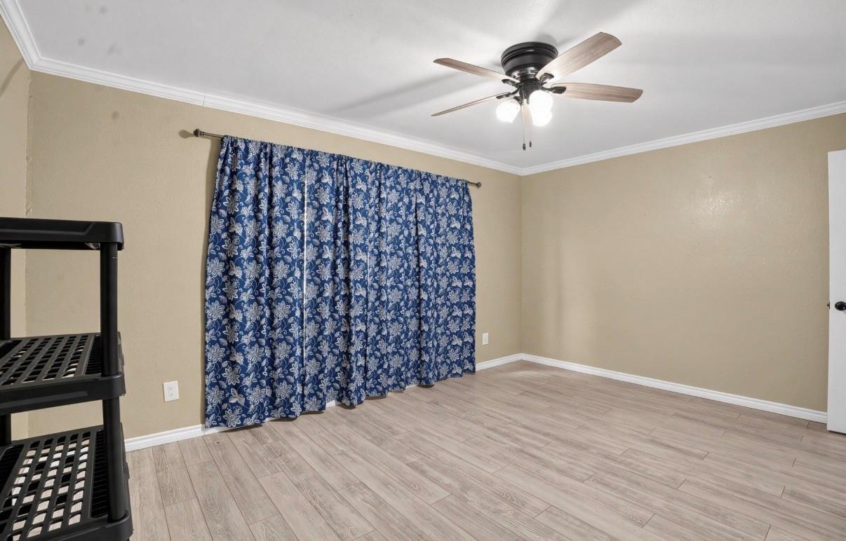 Kingsbury Way, Hewitt, TX 76643