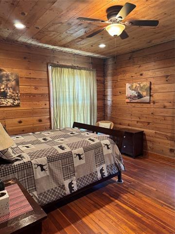 W 3rd St, Quanah, TX 79252
