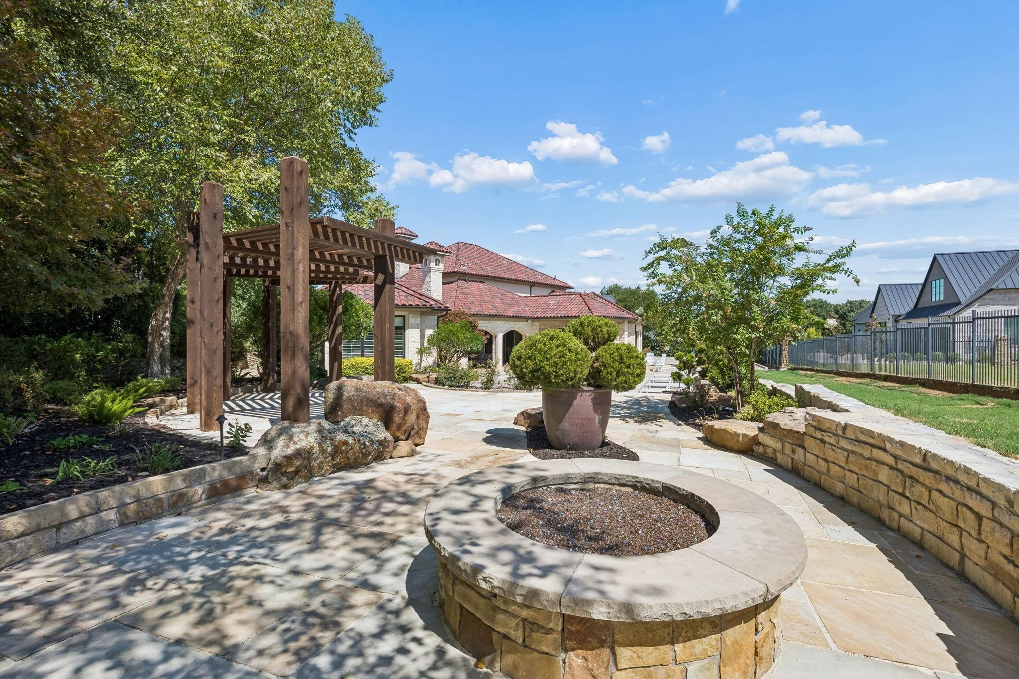 Falcon Pass, Westlake, TX 76262
