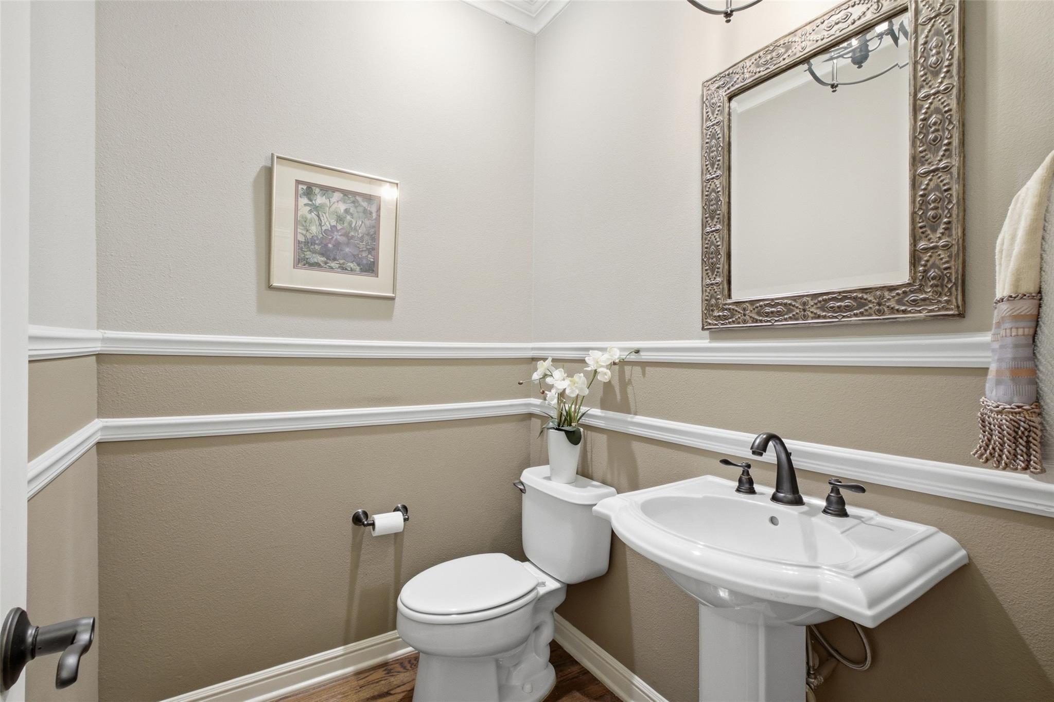 Towne Lake Cir, Addison, TX 75001