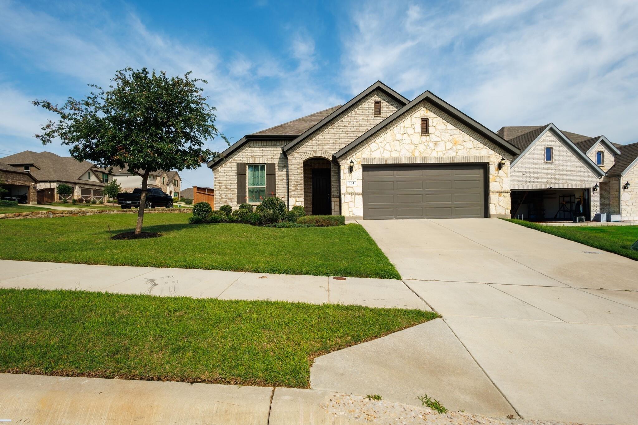 St Meena Ct, Fort Worth, TX 76120