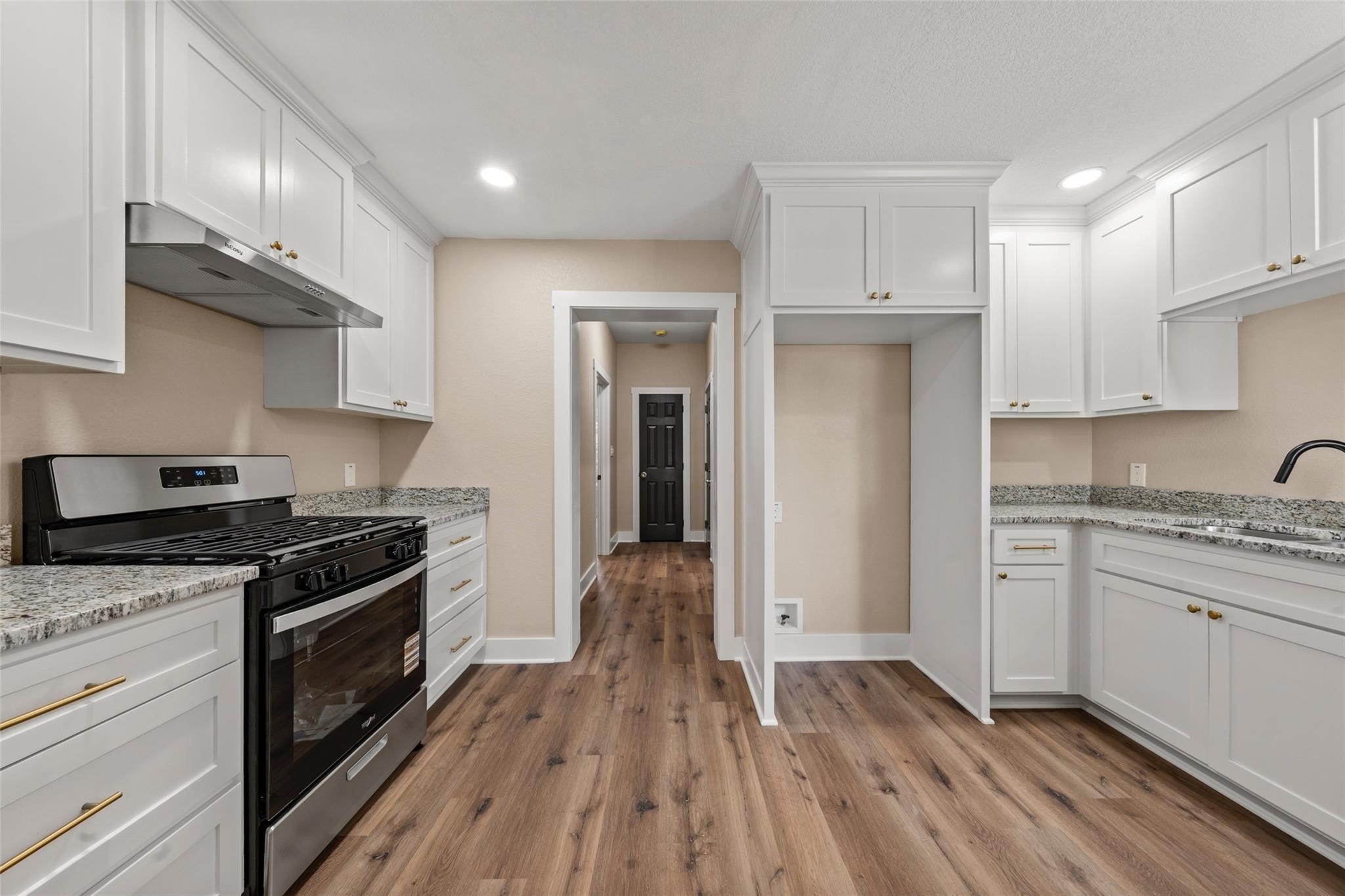 Columbia St, Waco, TX 76711