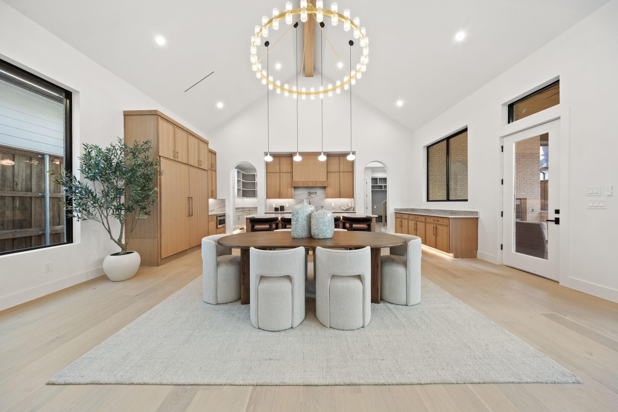 Trammel Dr, Dallas, TX 75214