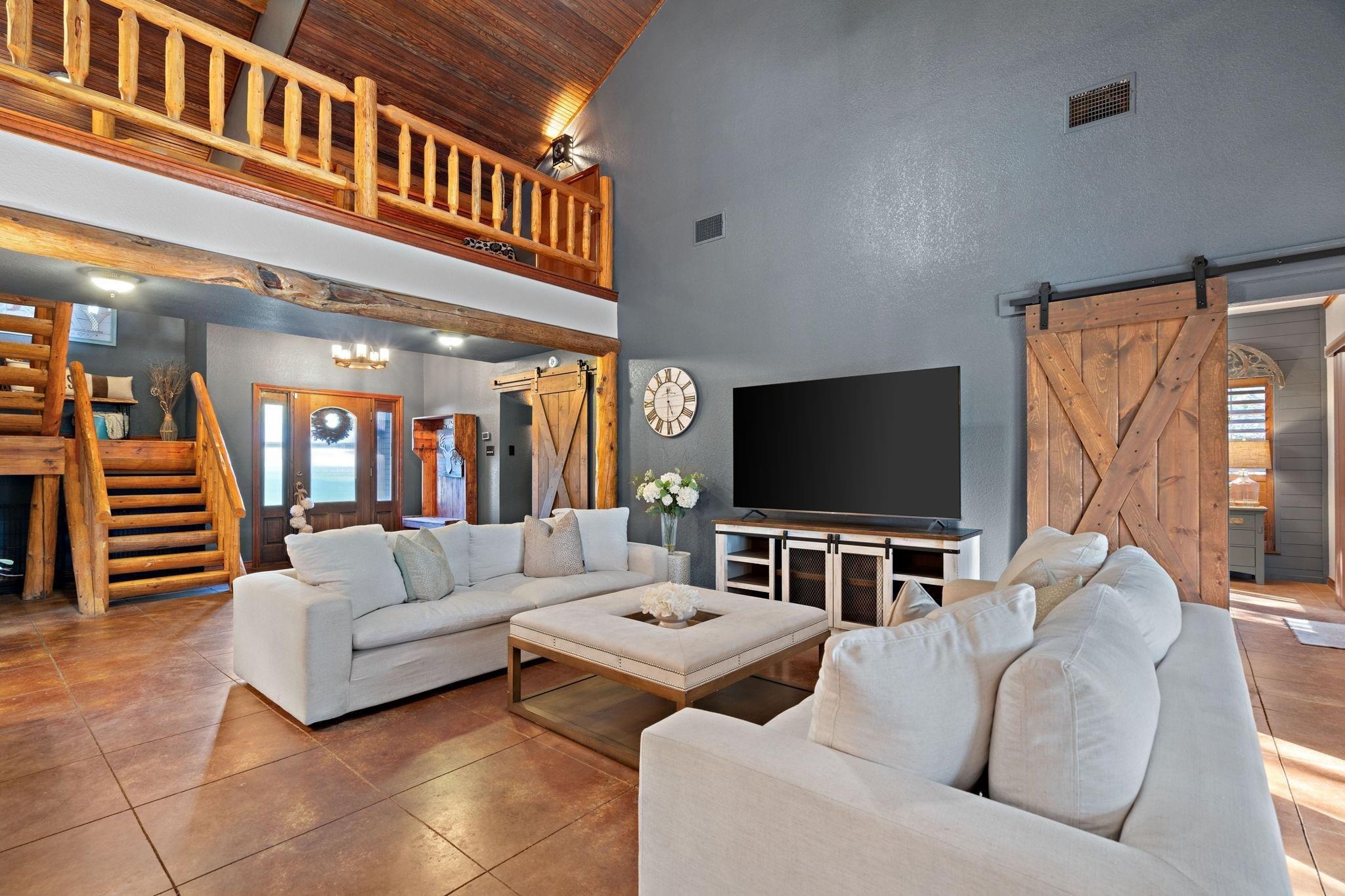 Sierra Vista Dr, Granbury, TX 76048