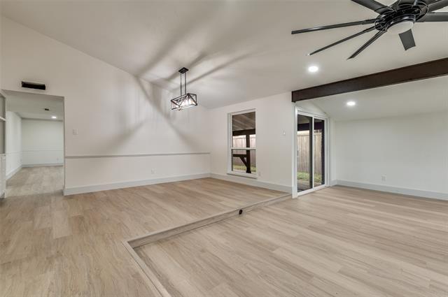 Van Pelt Dr, Dallas, TX 75228