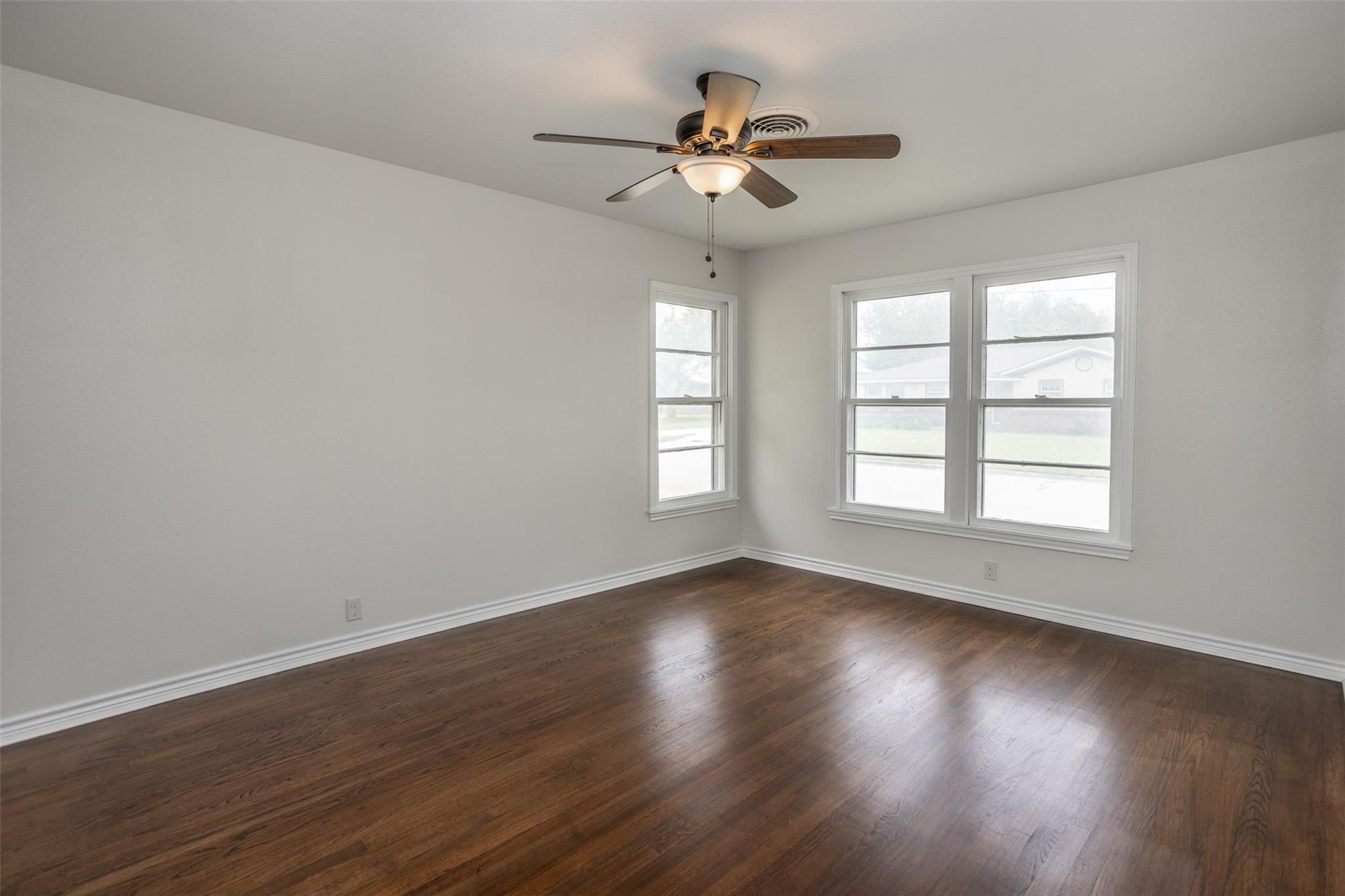 Fair Ave, Gainesville, TX 76240