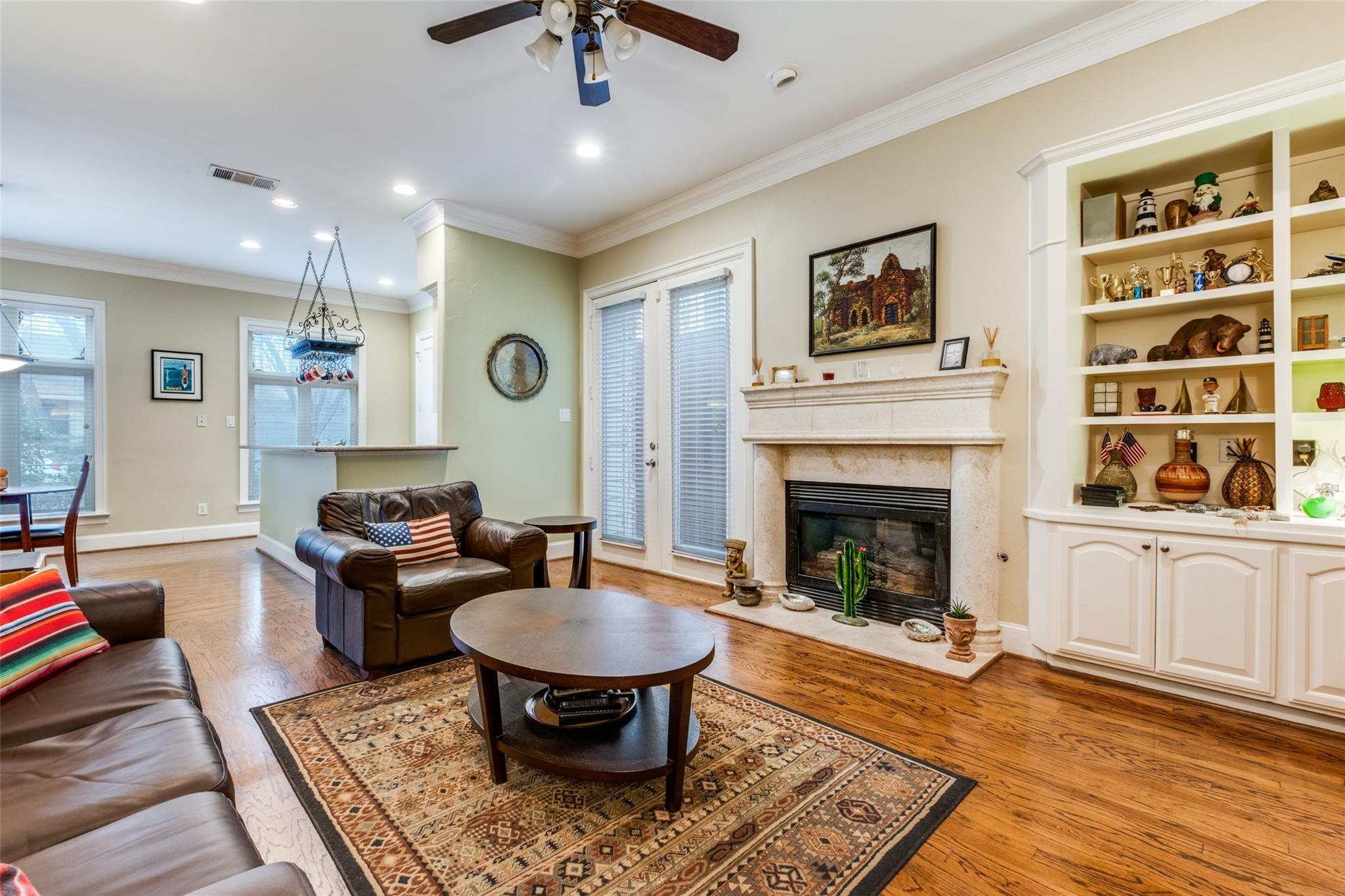 Bowser Ave, Dallas, TX 75219