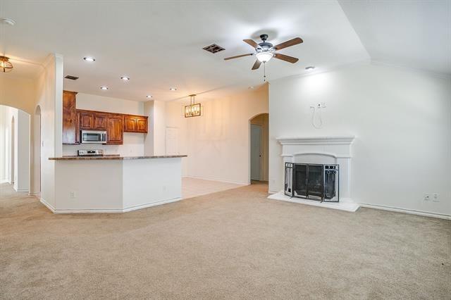 Taylor Dr, Weatherford, TX 76087