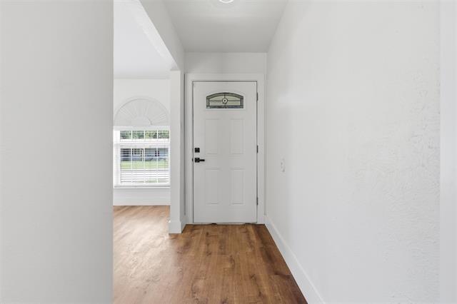 Ne Michael Dr, Burleson, TX 76028