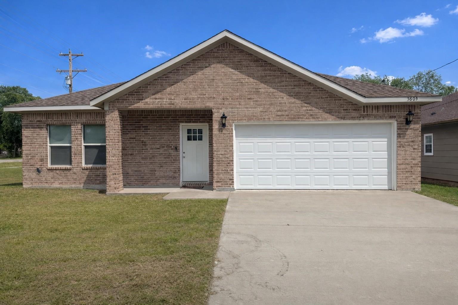 College St, Greenville, TX 75401