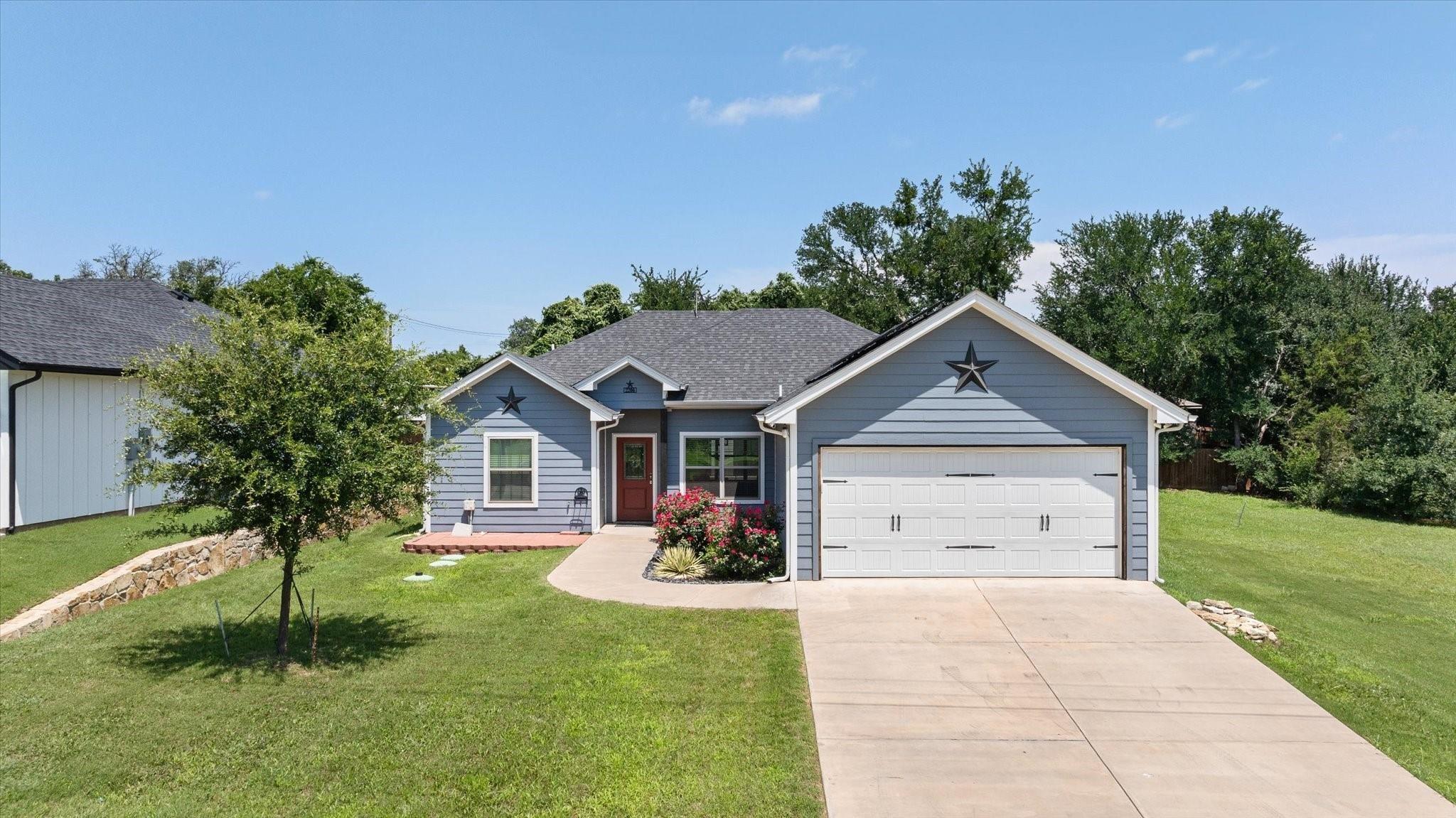 Navasota St, Granbury, TX 76048