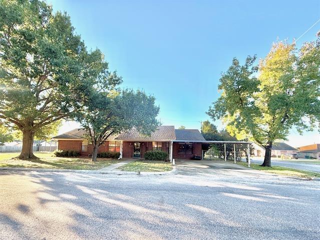 Denton Ct, Collinsville, TX 76233