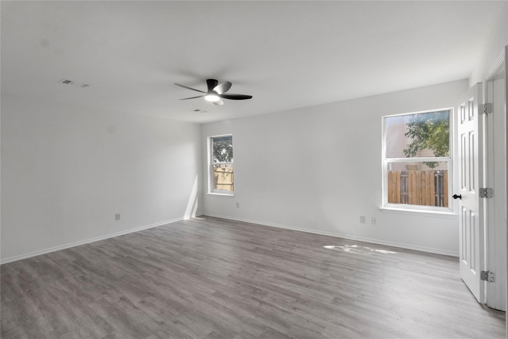 Centennial Pl, Crowley, TX 76036