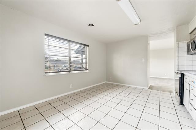 W Cedar St, Hurst, TX 76053