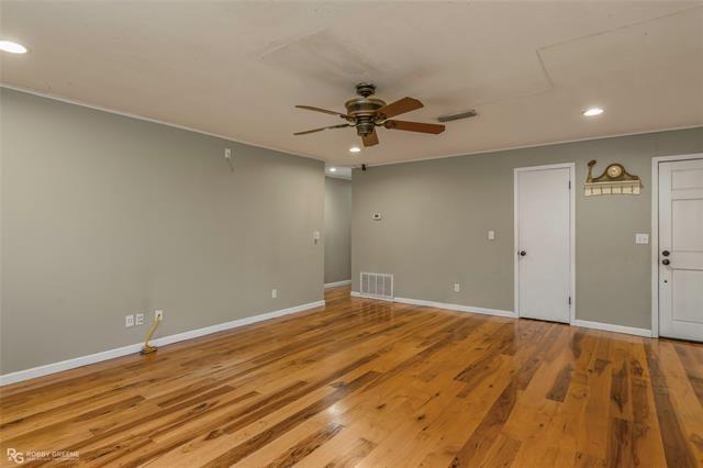 Edwards Rd, Doyline, LA 71023