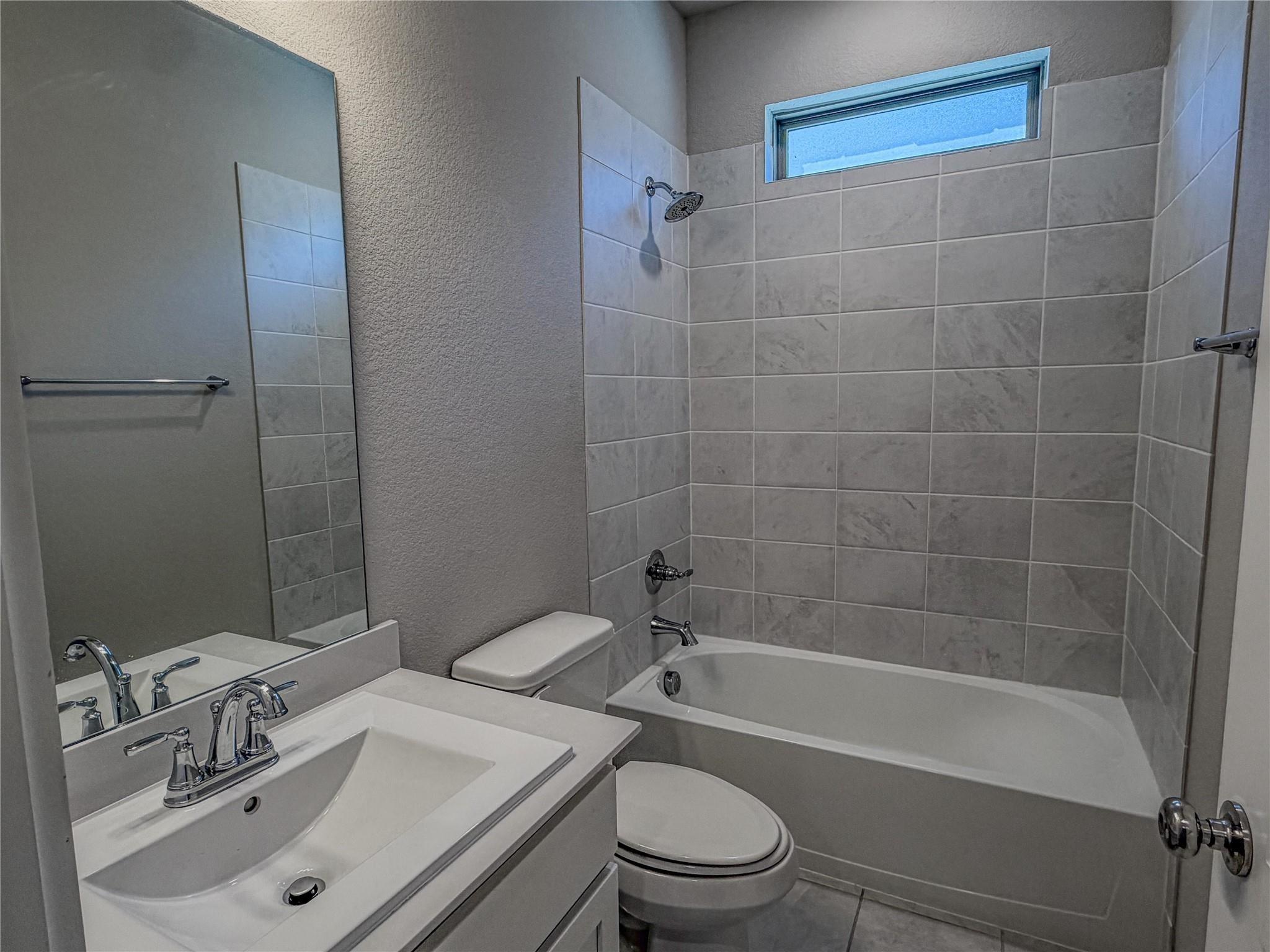 Linto St, Fort Worth, TX 76179