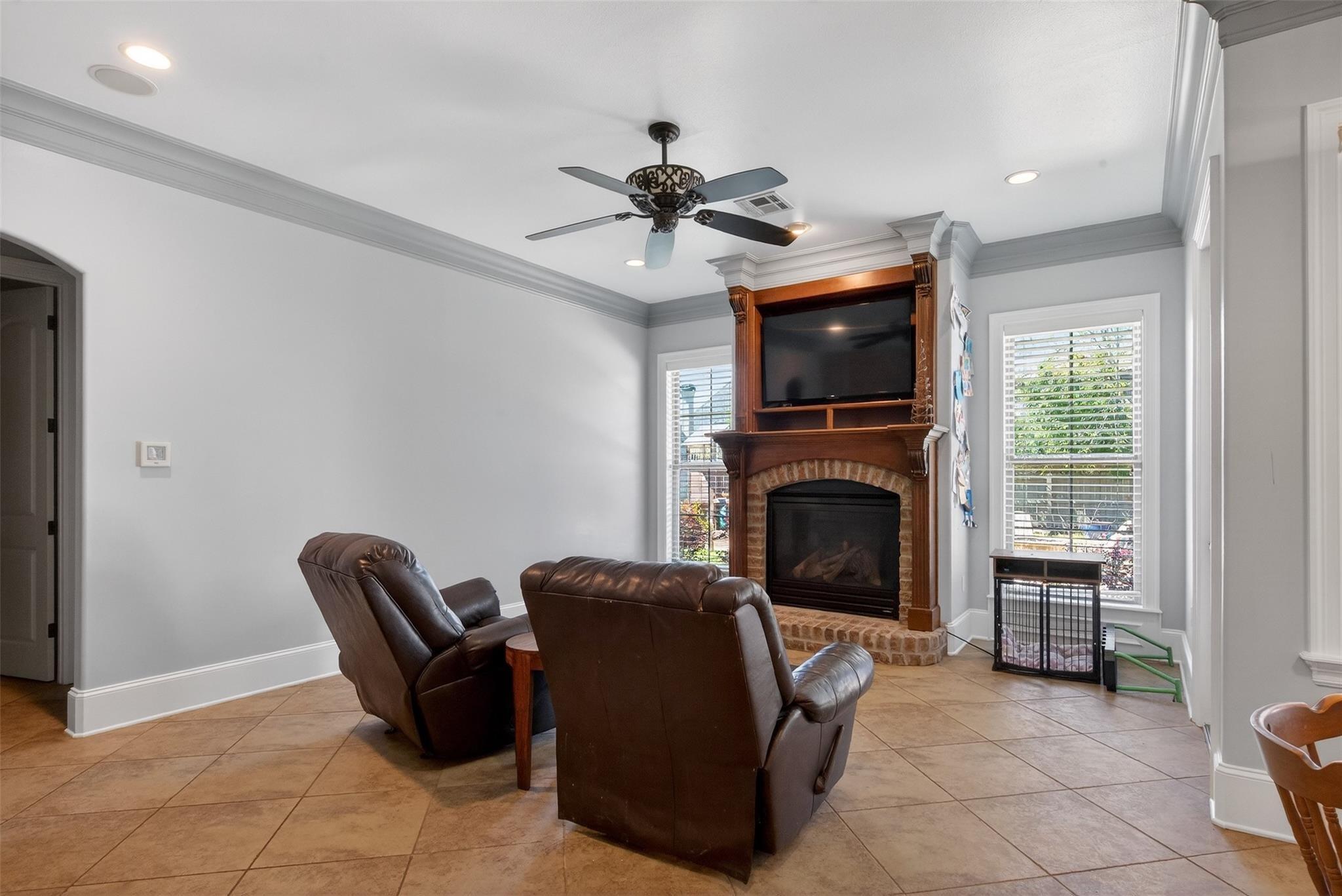 Helens Way, Shreveport, LA 71106