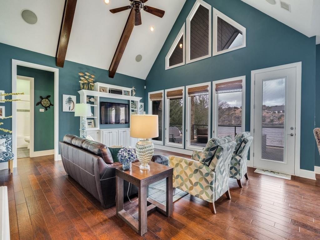W Hells Gate Dr, Strawn, TX 76475