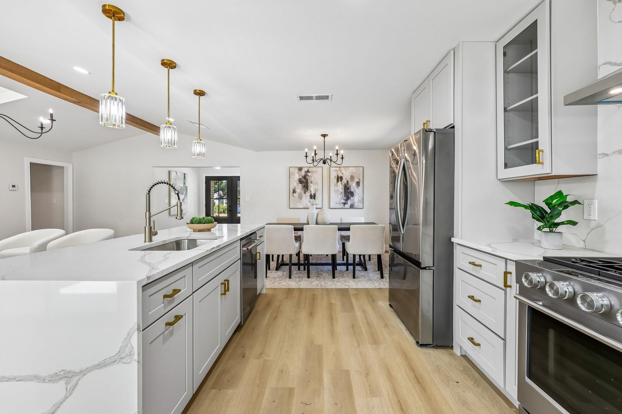 Flicker Ln, Dallas, TX 75238