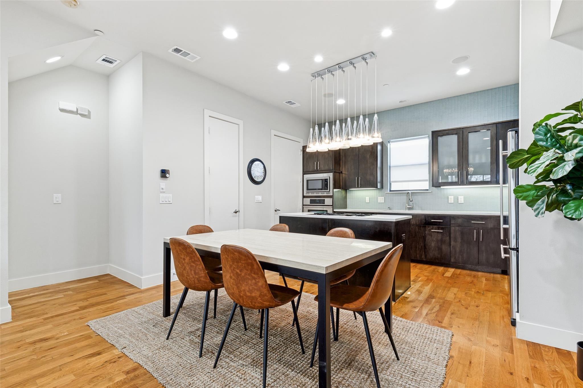 Cedar Springs Rd, Dallas, TX 75219