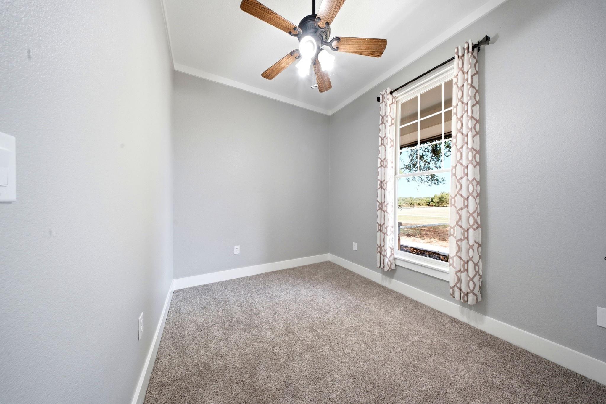 New Hope Rd, Aubrey, TX 76227