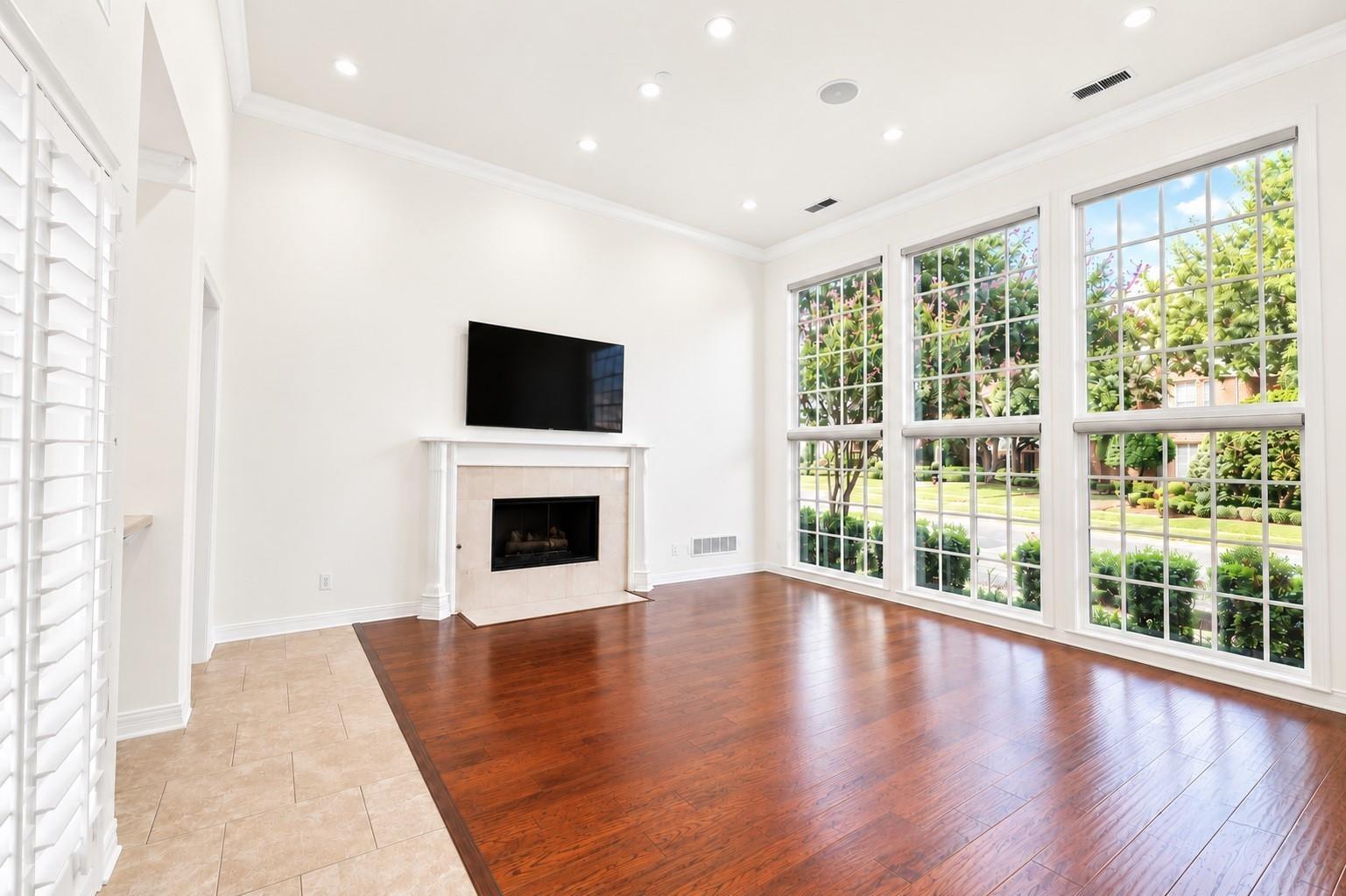 Saxon Dr, Plano, TX 75093