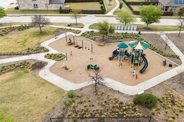 Meadow Trail Ln, Aubrey, TX 76227