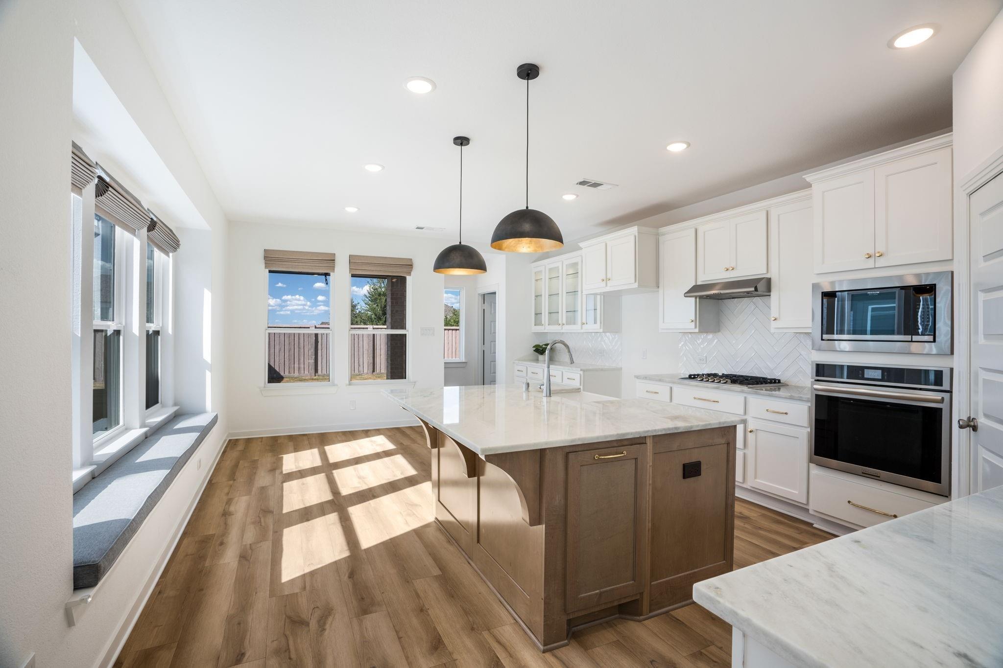 Pelham Dr, Aubrey, TX 76227