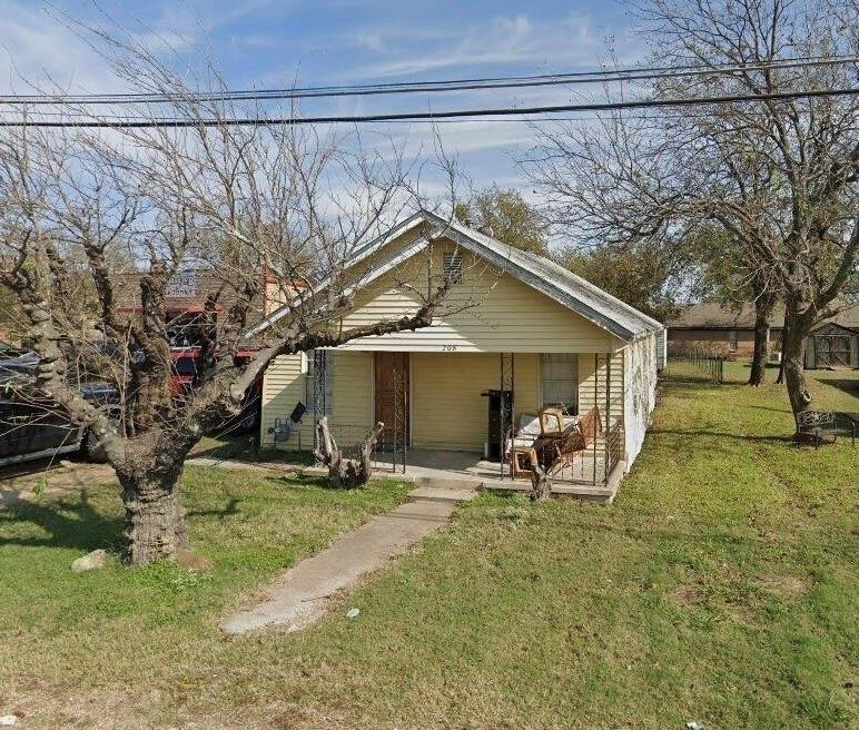 S Church St, Elm Mott, TX 76640