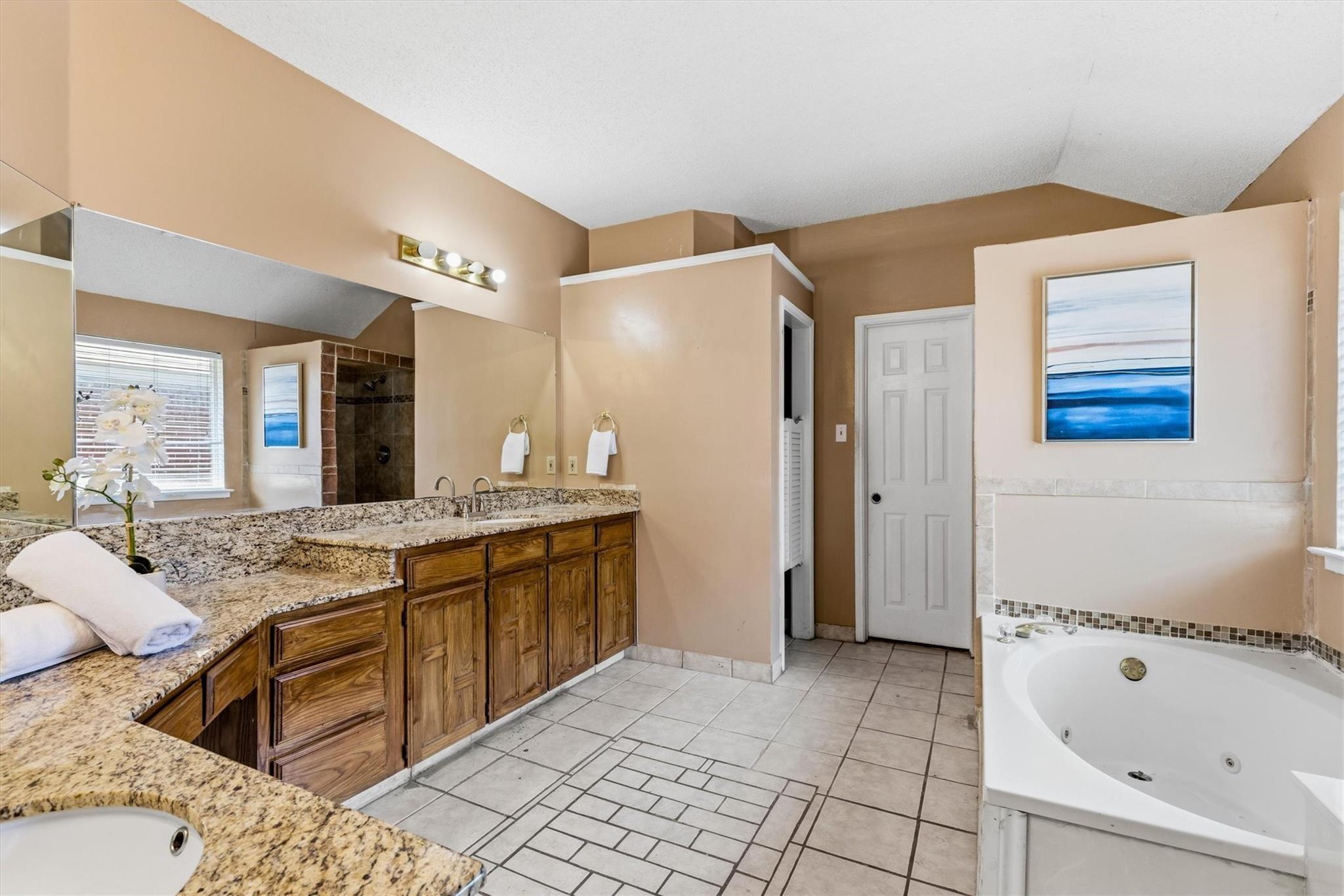 Boardwalk Dr, Mesquite, TX 75181