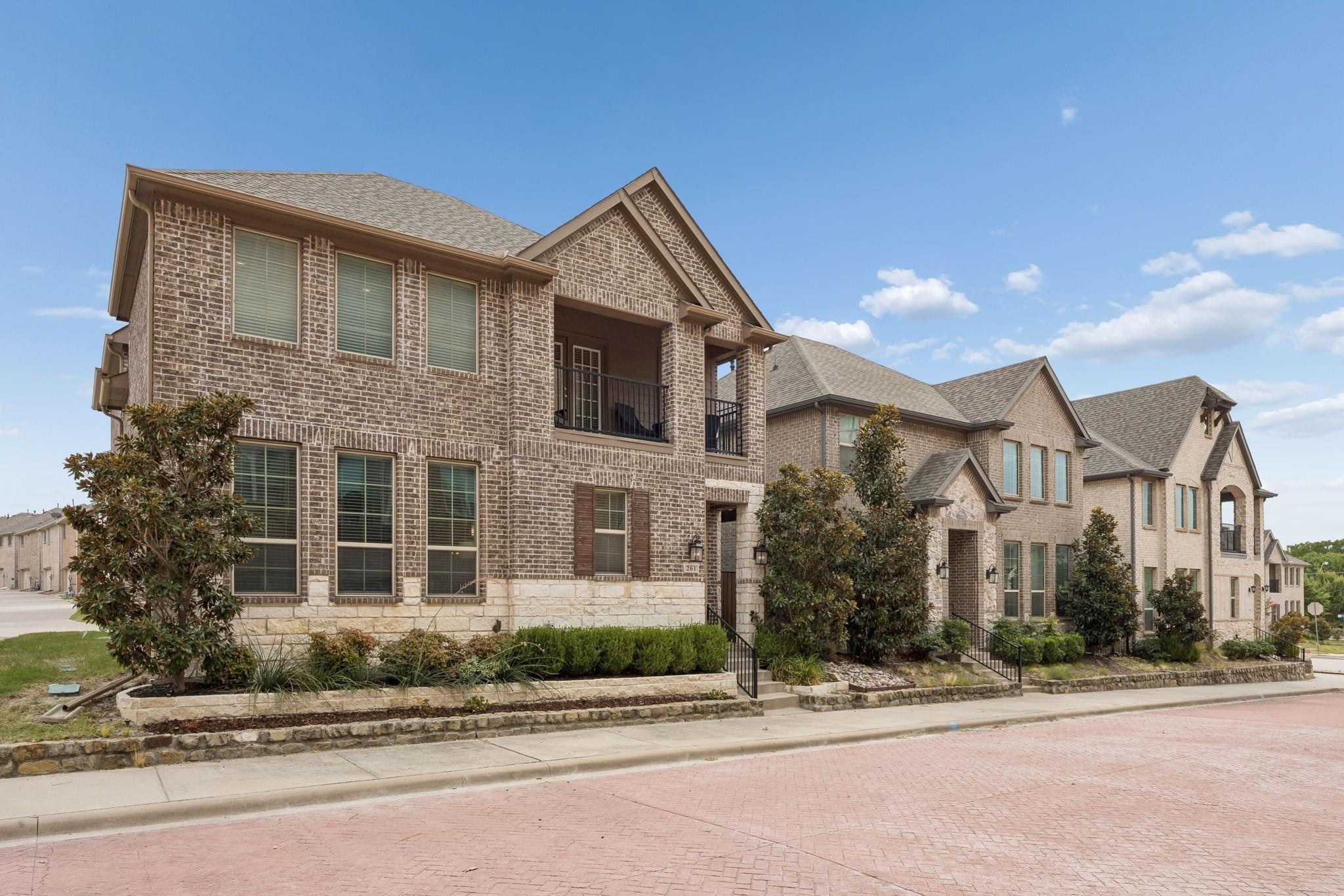 Golden Gate Dr, Richardson, TX 75080
