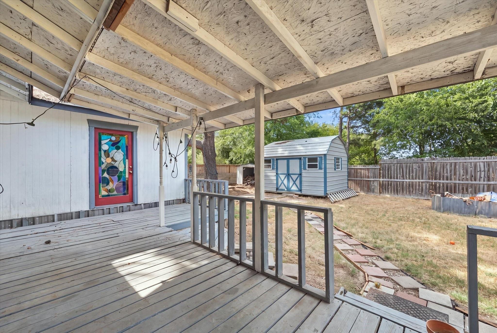 Iowa Pl, Van, TX 75790