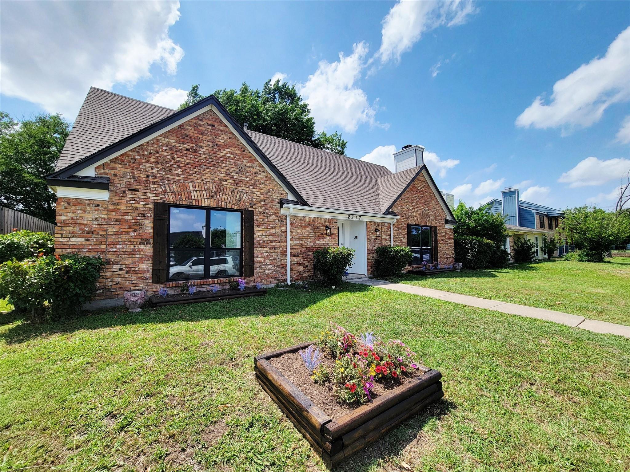 Woodhollow Ave, Mesquite, TX 75150