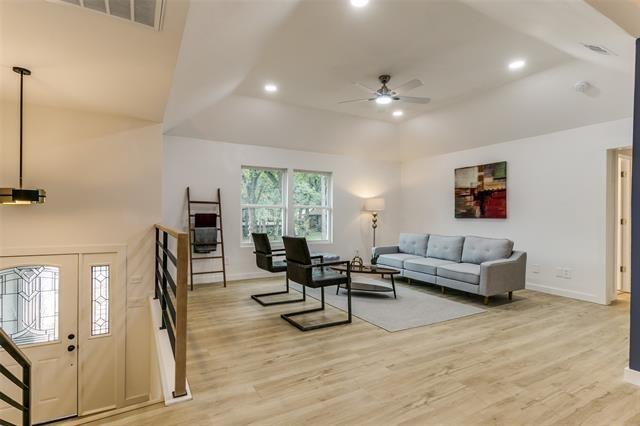 Parkwood Dr, North Richland Hills, TX 76182